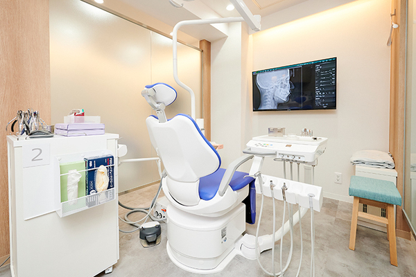 荒川啓太朗院長 錦糸町矯正歯科クリニック6