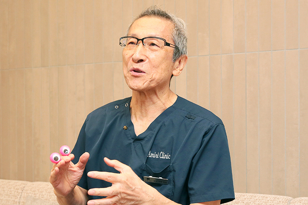 伊藤実喜院長 AMIRI CLINIC6