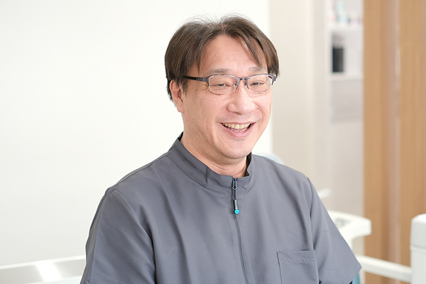 津田賢治院長 津田歯科6