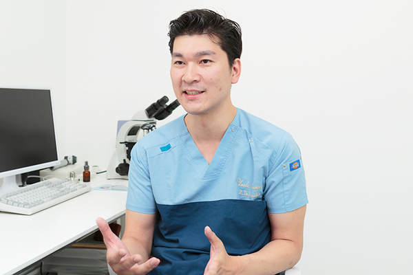 徳中亮平院長 TOKUNAKAクリニック表参道本院6