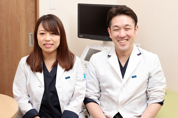 室宮泰人院長、室宮千惠副院長 神楽坂泌尿器科クリニック6