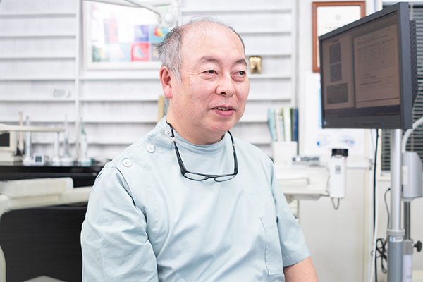 埴英郎院長 愛生歯科6