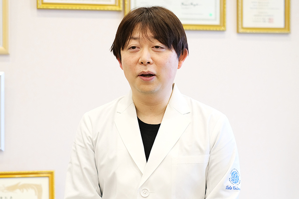 舘野冬樹院長 スマイルクリニック西大島6