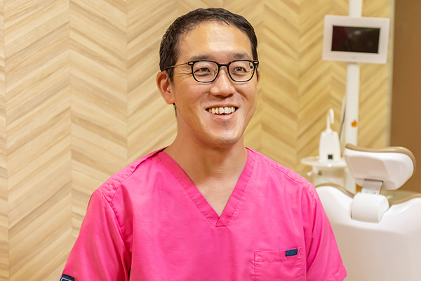 加藤秀昭院長 フェニックス歯科クリニック 6