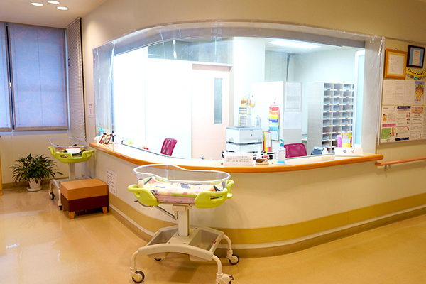 中山郁男院長、中山徹男副院長 中山産婦人科医院6