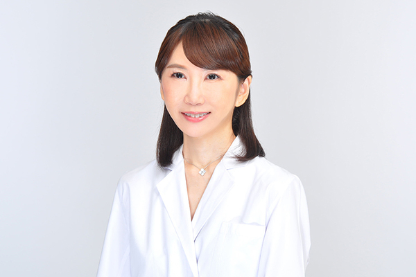 大西郁子院長 新宿コスモ眼科6