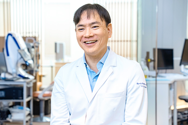 園田祥三院長 鹿児島そのだ眼科・形成外科6