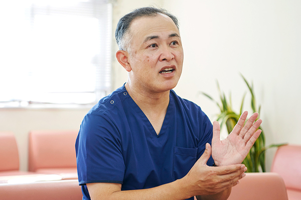 岩坪哲治院長 いわつぼ耳鼻咽喉科・めまいクリニック6