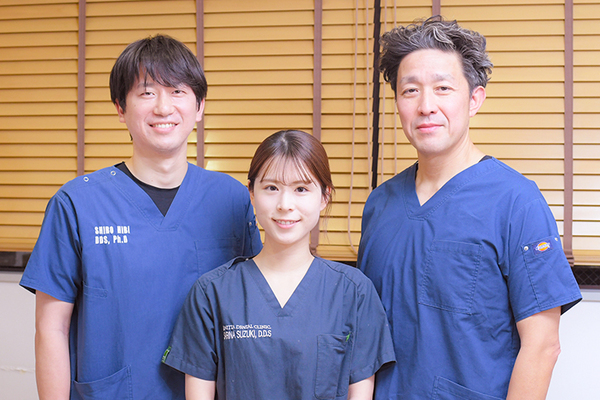 林洋介院長、戸田山沙律奈先生 高田馬場 新田歯科医院6