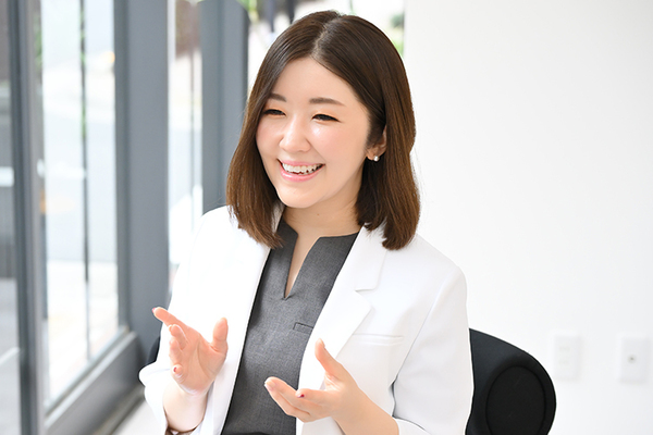 小泉響子院長 日本橋ひびき矯正歯科6