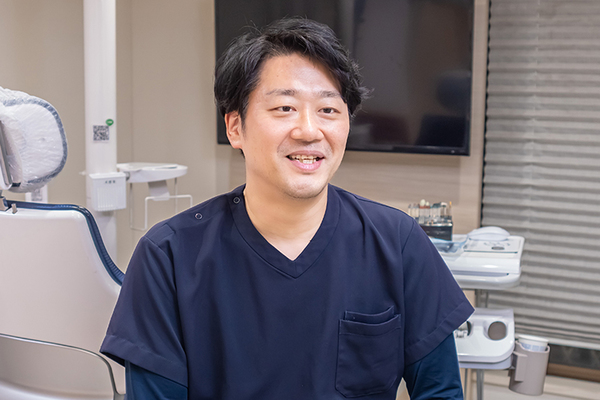 村尾宗太院長 ムラオ歯科クリニック6