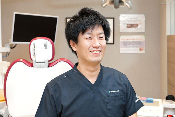 眞田知基副院長 秋山歯科クリニック6
