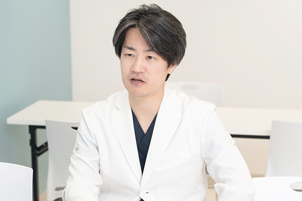 浅越佑太郎院長 東京日本橋 早期肺がん日帰り手術クリニック6