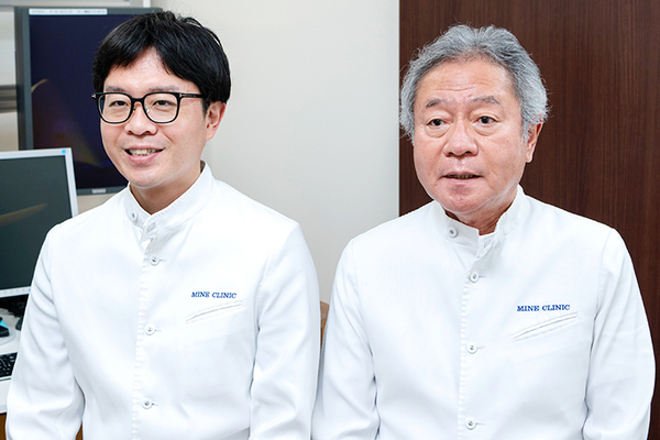 嶺裕之院長、嶺崇文先生 嶺整形外科クリニック6