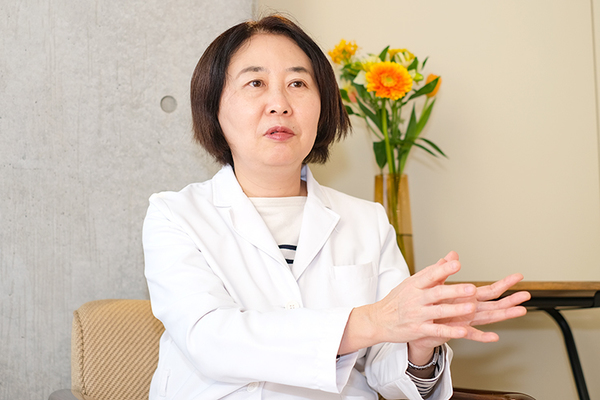 冨高緑院長 慈友クリニック6