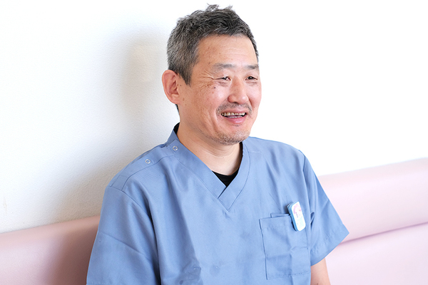 島野偉礎轄院長 あさひ歯科クリニック6