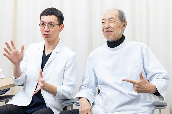 尾花俊作院長、伊藤誠二先生 尾花医院6