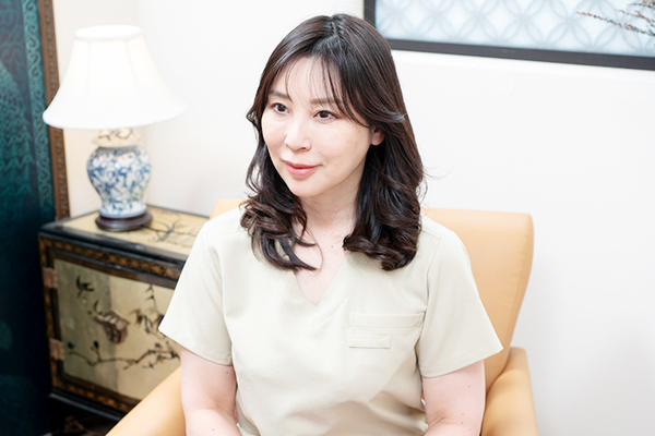 井上佐智子院長 羽根木の森アイクリニック6