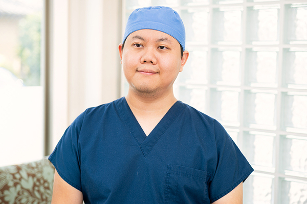 荒川英之副院長 富士歯科医院6