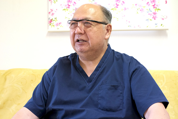 宮本剛院長 かごはら南口歯科クリニック6