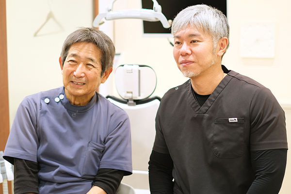 岡田幸明院長、西川泰副院長 岡田歯科医院6