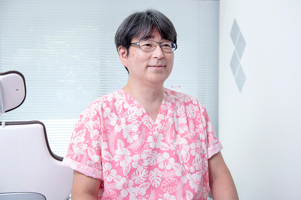 馬庭倫人院長 マニーデンタル6