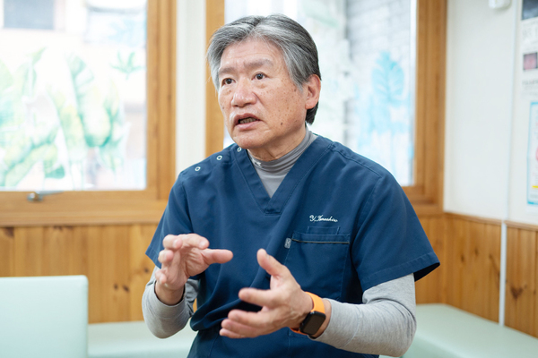 金城喜哉院長 加平クリニック6