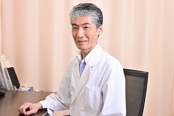 山田和哉院長 しんゆり皮フ科クリニック6