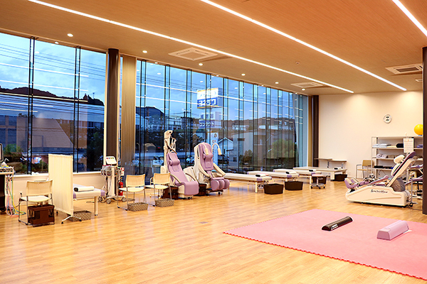 黒岩真弘理事長、黒岩宣親先生 黒岩整形外科内科6