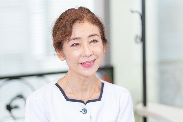 吉田尚子院長 ヨシダ歯科6