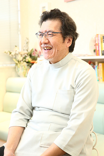 塚本直樹院長 塚本歯科6