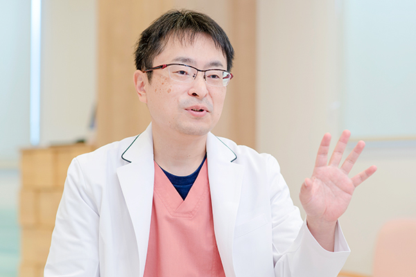 浅川晋宏理事長 衣笠あさかわ眼科6