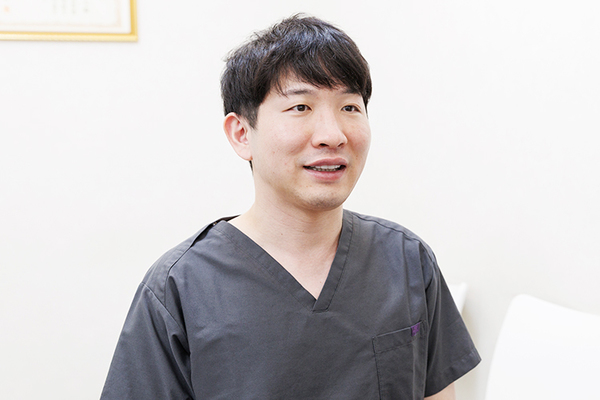 赤崎公星理事長 デンタルオフィス虎ノ門6