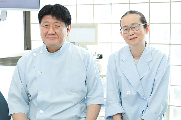 杉山日出樹院長、杉山陽子さん 杉山歯科医院6