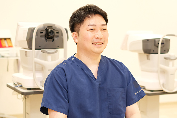 梅本祐介院長 北綾瀬うめもと眼科6