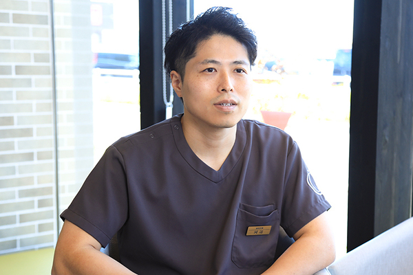 河辺良介院長 岡崎グラデンタルクリニック6
