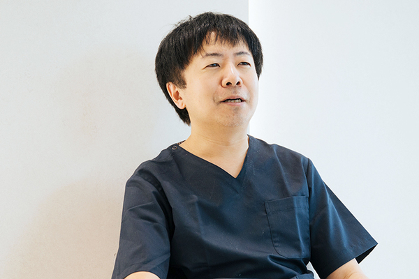 上野大輔院長 広島駅前クレセント歯科6
