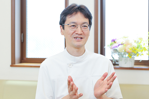 村中公正理事長 徳丸村中眼科6