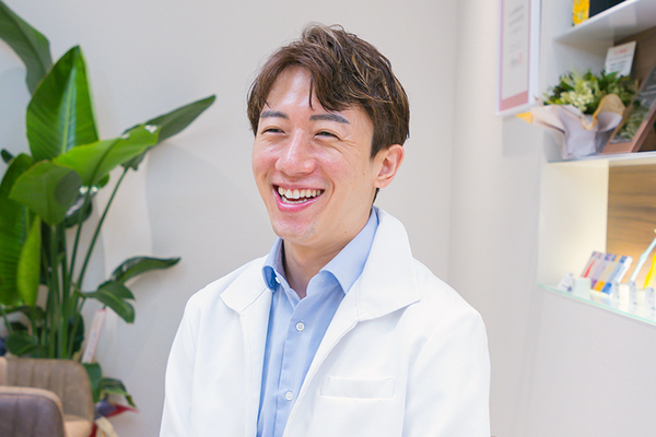 呉大生院長 CURE DENTAL 御茶ノ水6