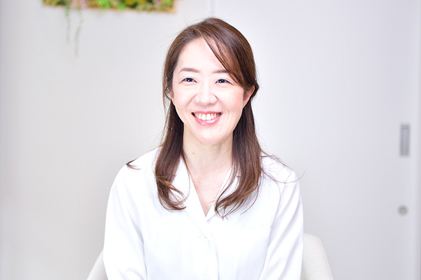 安積祐実院長 あづみ眼科クリニック6