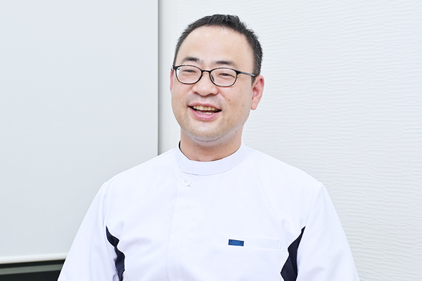 河添剛史院長 まもるデンタルクリニック6