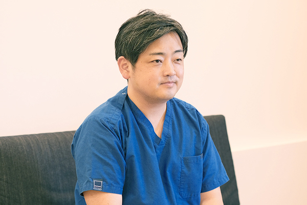 中野芳郎院長 新千里なかの歯科6