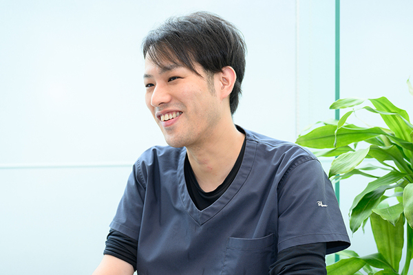 富樫祐介院長 ゆあデンタルクリニック6