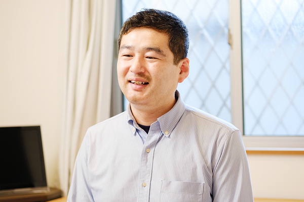 富田晃史院長 おちゃのまクリニック6