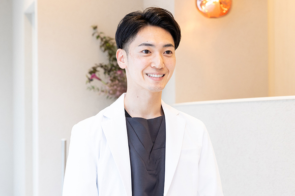 細井俊輔院長、細井恭子副院長 ベル矯正歯科・口腔外科 Belle Braces Dental.6