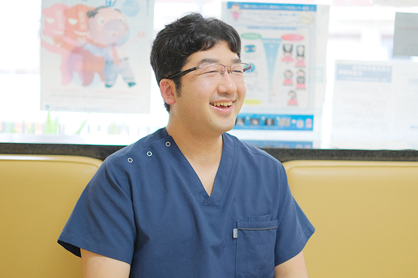 山野博俊副院長 山野歯科6