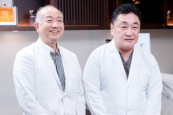 大村伸一郎理事長、三木明徳院長 さくら・はるねクリニック銀座6