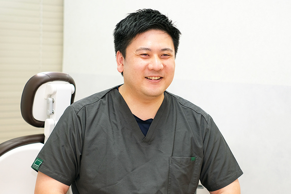 須永貴司院長 とも歯科クリニック上大岡6