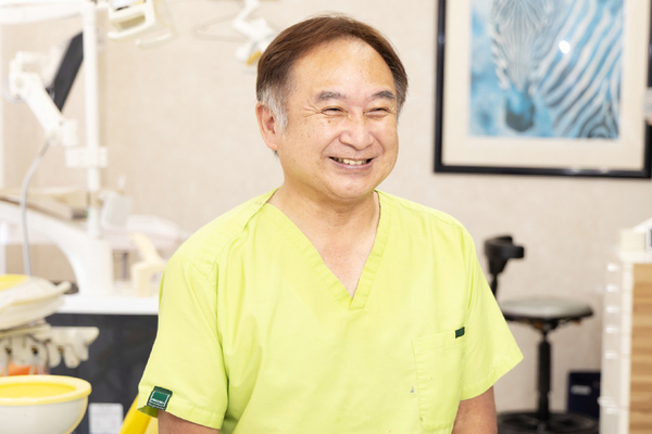 江波戸寛理事長 エバト歯科医院6