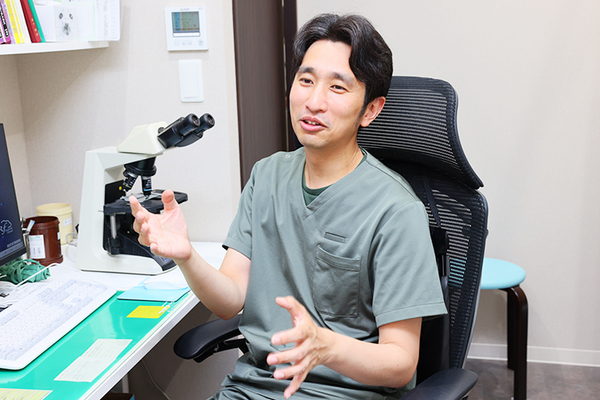 和田吉弘院長 千里丘駅前わだ皮フ科6